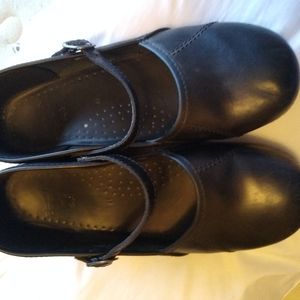 Dansko size 41 Mary Jane's